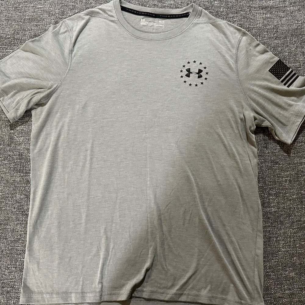 Under Armour Light Gray Short Sleeve Performance Tee with Flag Sleeve